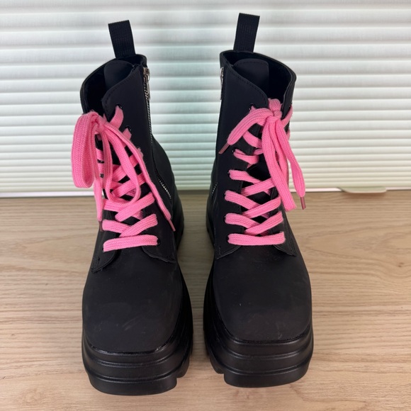 Platform heel gothic skull lace up ankle boots size 39/9 - Picture 2 of 7